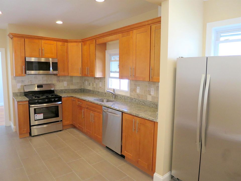 1st image of 55A Marion St #2