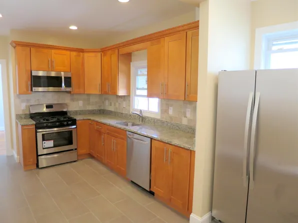 55A Marion St #2, Medford, MA 02155