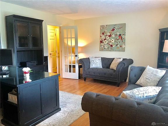 3rd image of 6341 Gentry Woods Dr