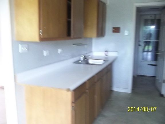 4th image of 713 Driftwood Ct #2