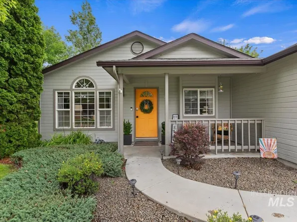 4210 E Carnation Ct, Boise, ID 83716