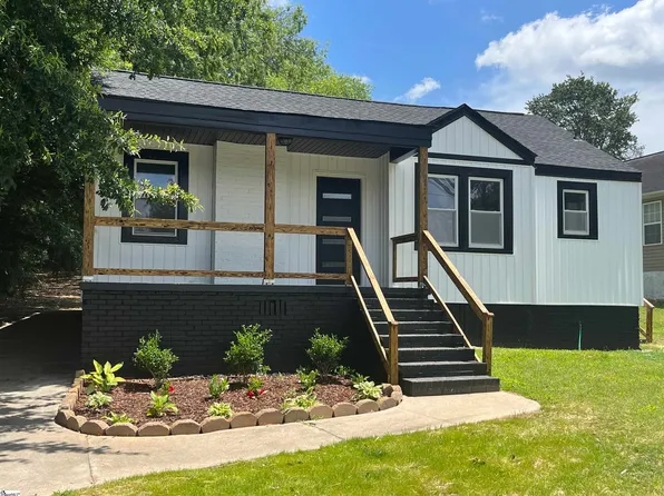15 Ellison St, Greenville, SC 29607