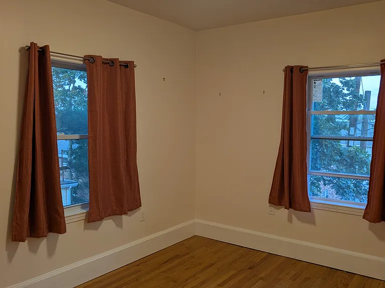 168 Ferry St #1 — Photo 10
