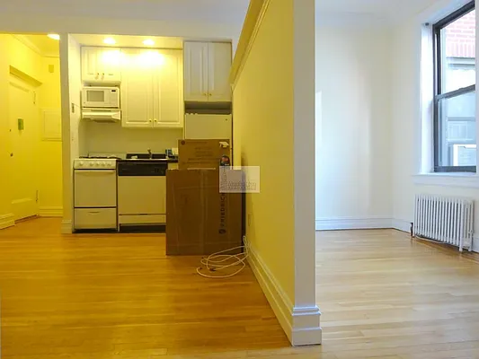 Rented by Manhattan Connection | media 4