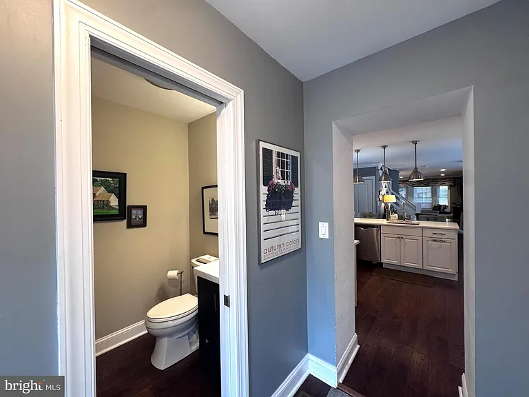 24 Thomas Ave — Photo 21