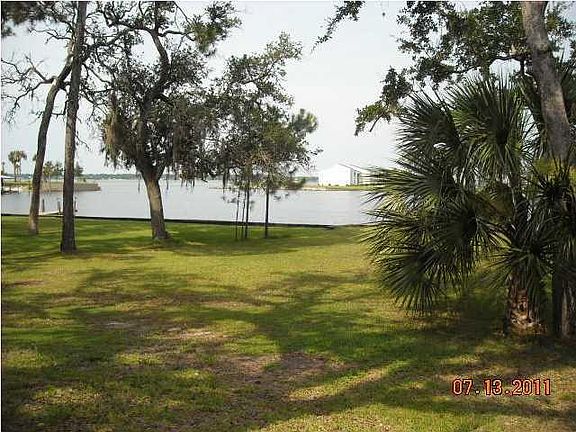 4th image of 1 Bayshore Dr