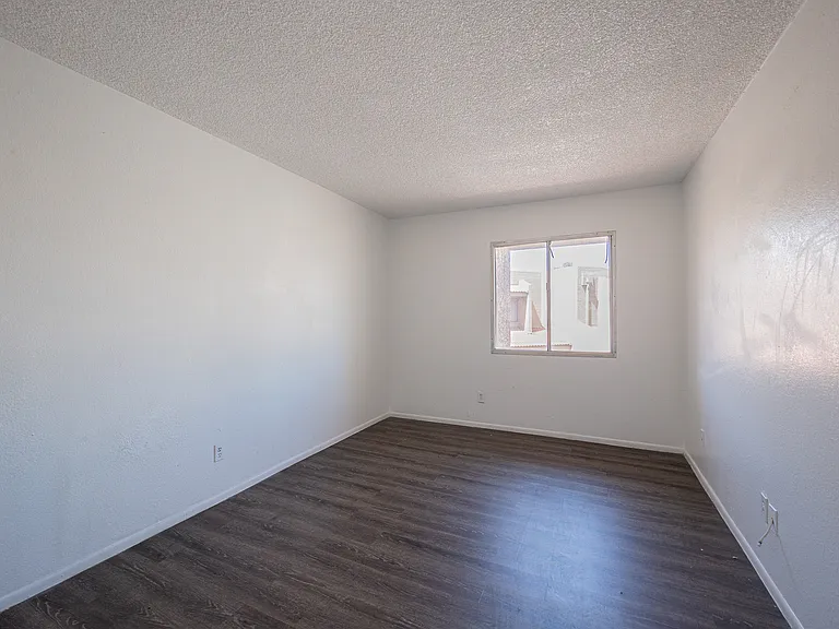 7314 N 43rd Ave — Photo 15