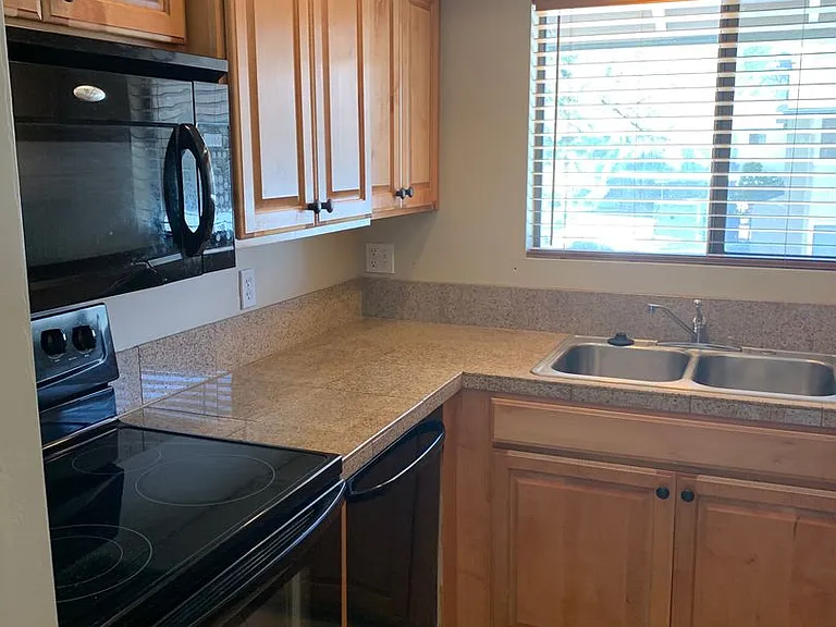 3200 Litzler Dr #10-240 — Photo 3