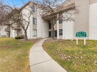 32005 W Twelve Mile Rd UNIT 301, Farmington, MI 48334