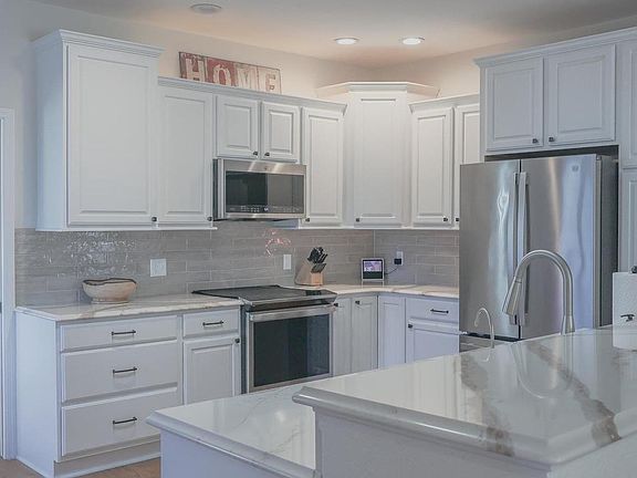 5th image of 4884 Monarch Drive