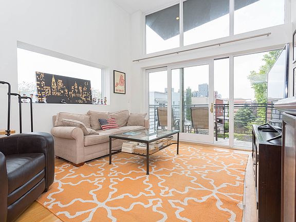 4th image of 1142 31st Ave APT 3B
