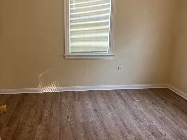 8820 5th Ave — Photo 11