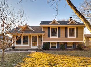 407 Highland Rd, Grayslake, IL 60030