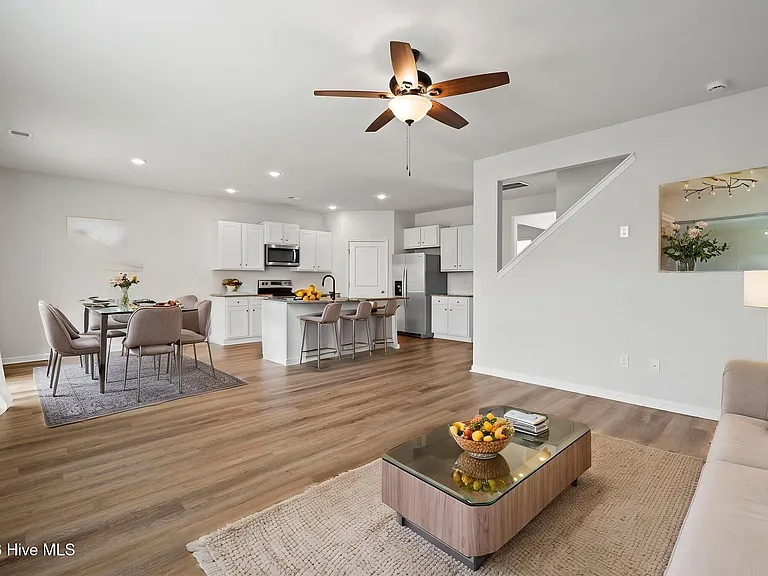 2091 Bella Point Dr SE — Photo 8