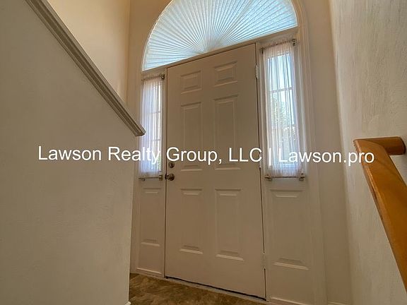 4th image of 4827 Golfview Dr NE