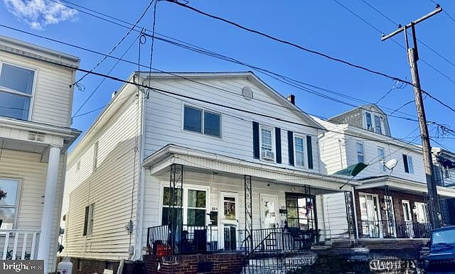 1st image of 112 N 4th St