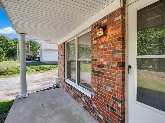 3rd image of 2544 Spring Forest Rd