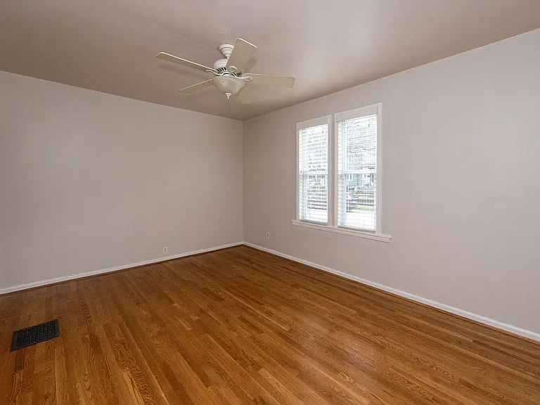5403 Ravenna St — Photo 10
