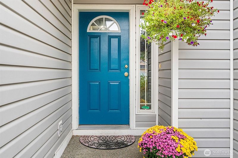 2nd image of 16812 118th Avenue Ct E