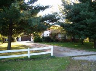 9517 W Sycamore Dr, Rochester, IN 46975