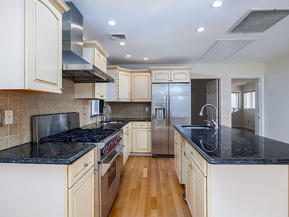 Upper-level kitchen