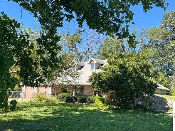 33251 41st Hwy, Marshall, MO 65340