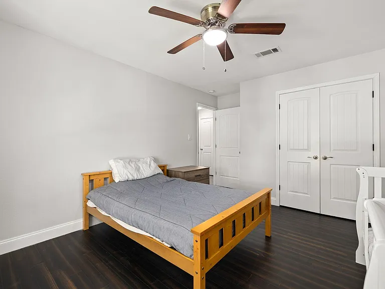 2114 Briargreen Dr — Photo 22