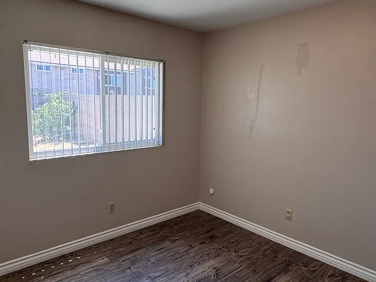 3679 Plumbago Ln — Photo 10