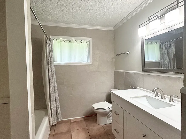 207 Foreman Dr — Photo 5