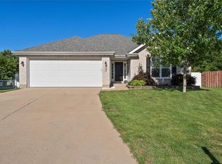 6432 Hagemann Pointe Ct, Saint Louis, MO 63128