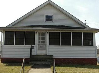 905 Morton Ave, Des Moines, IA 50316