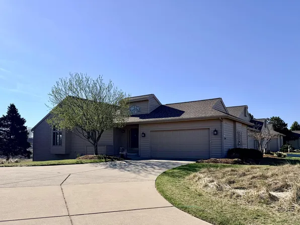 1554 E Harbour Towne Cir #73, Muskegon, MI 49441