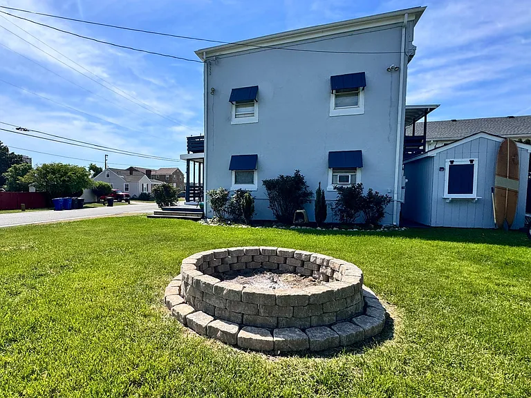 506 Arctic Ave #A — Photo 4