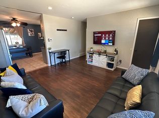 8 Bruce Ln, Pueblo, CO 81001