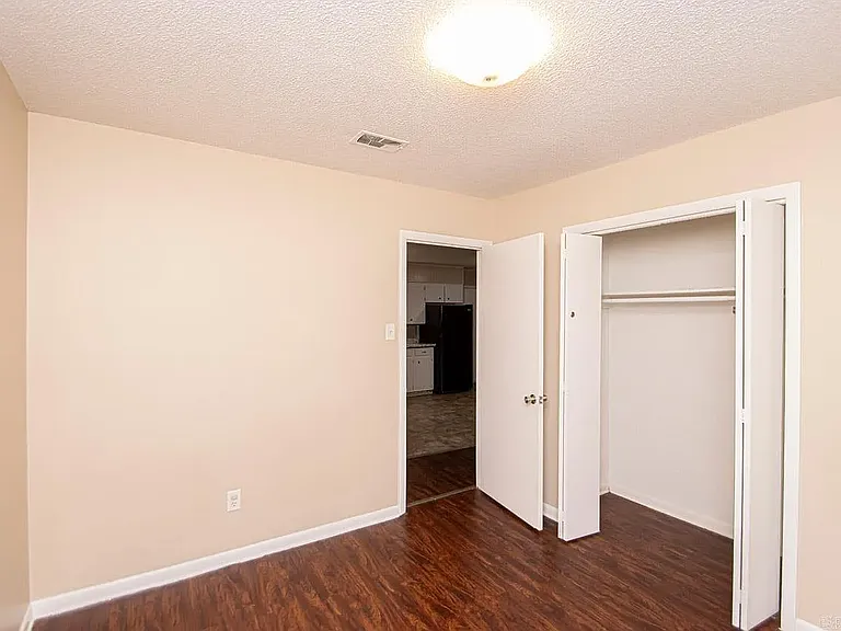 17 Compass Point — Photo 11