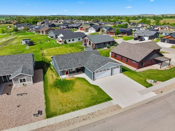 1724 Russell, Spearfish, SD 57783