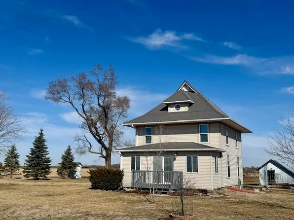 20464 155th St, Columbus Junction, IA 52738