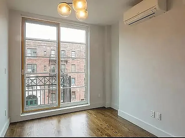 379 Sumpter St #1B — Photo 7