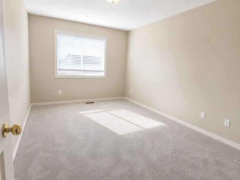 704 83rd St SW — Photo 10