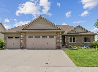 1175 Bedford Ct, Marion, IA 52302