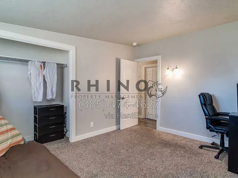 617 E 925 N — Photo 7