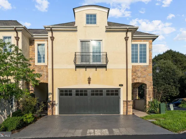 25 Breyer Ct #25, Elkins Park, PA 19027