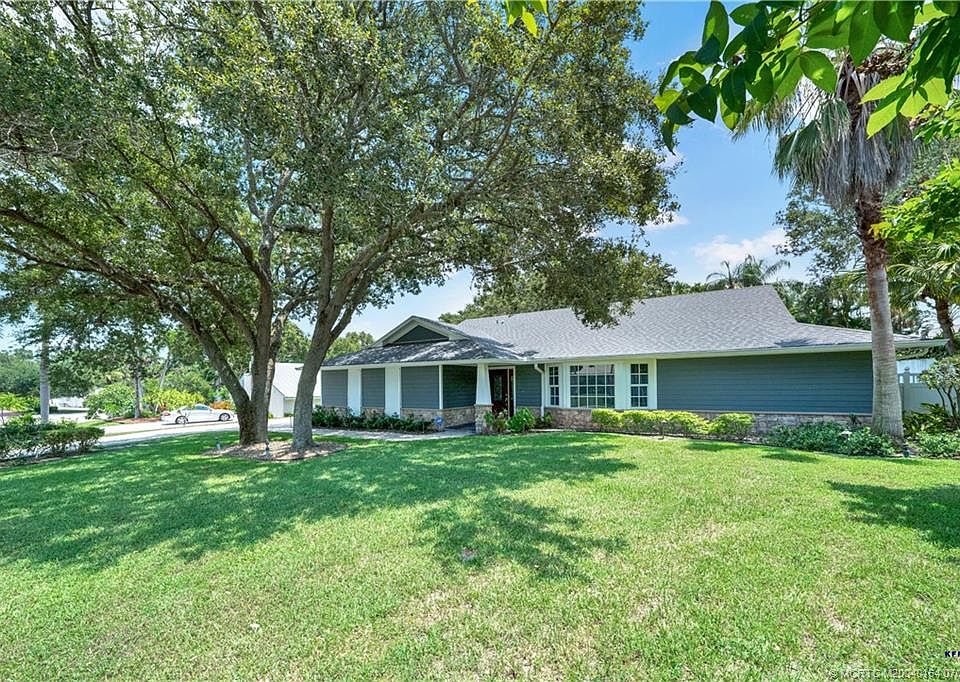 5 Gumbo Limbo Way, Sewalls Point, FL 34996 | MLS #M20040164 | Zillow