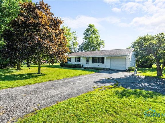 2nd image of 334 Park Dr N