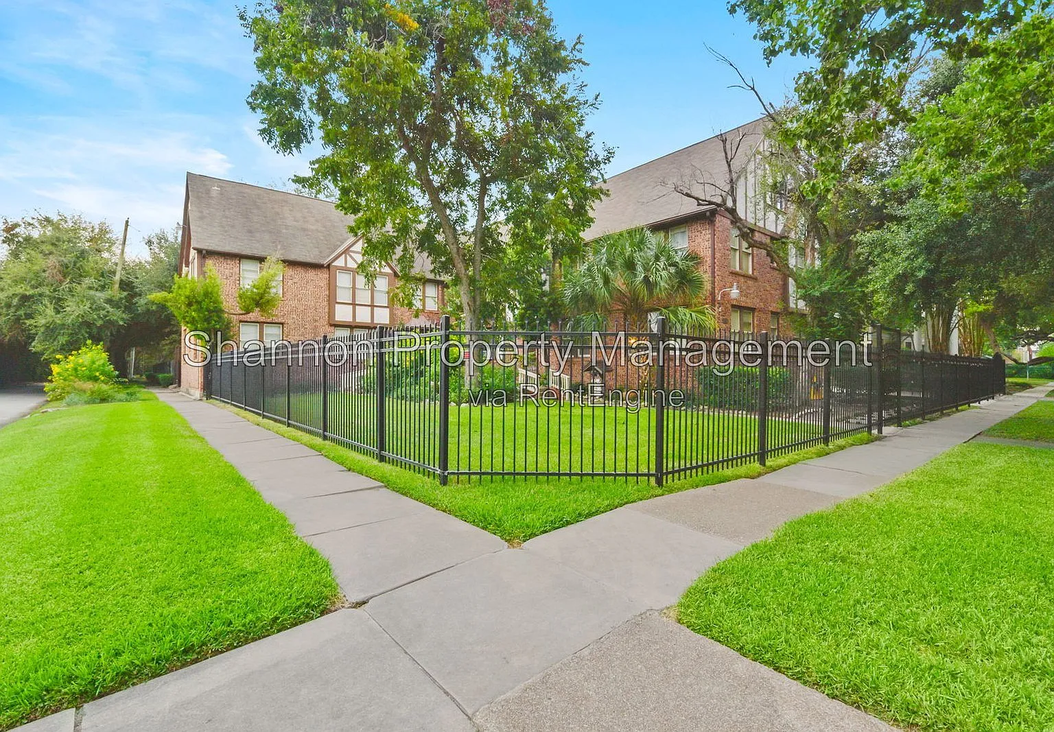 1 bed, 1.0 bath, 650 sqft, $1,375 — Photo 2