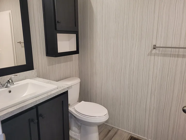 855 W Jefferson St #167 — Photo 6