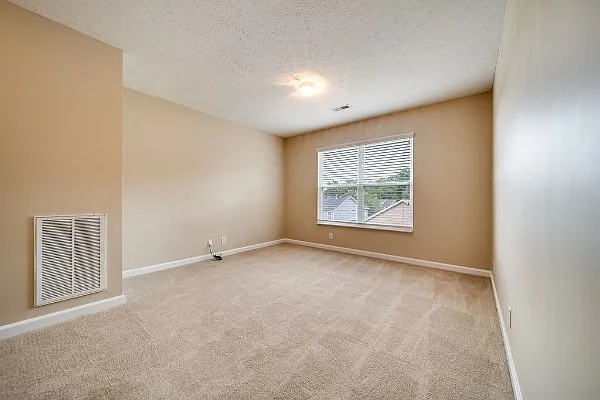 102 Wagon Ct — Photo 36