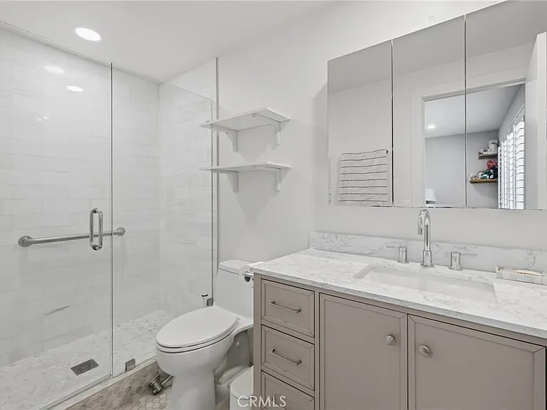 6206 Hesperia Ave — Photo 8