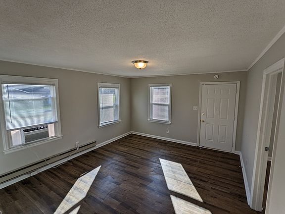 4th image of 2251 Story St