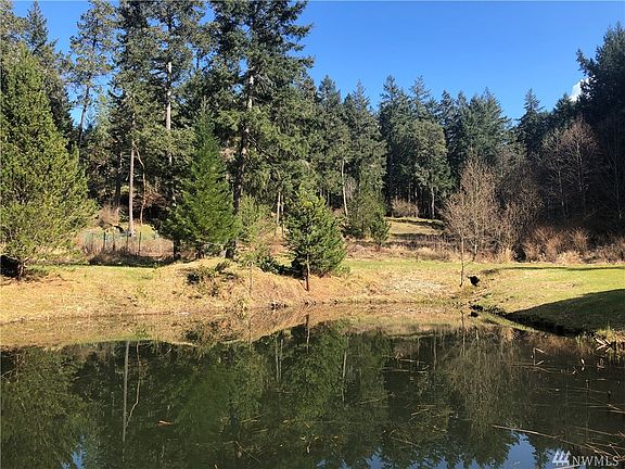 3rd image of 144 Duck Soup Ln